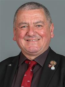 Photo of Andrew Harrison