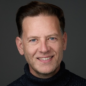 Photo of Andrew Husband