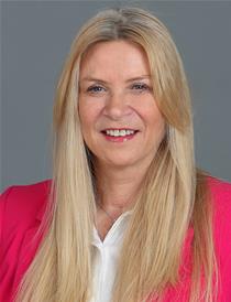 Photo of Cathy Hunt