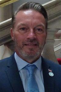 Photo of Dean Burns
