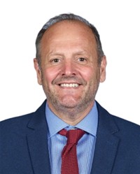 Photo of Robin Hall