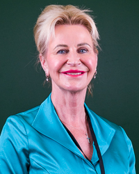 Photo of Caroline Phillips