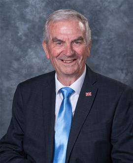 Photo of Roger Bennett